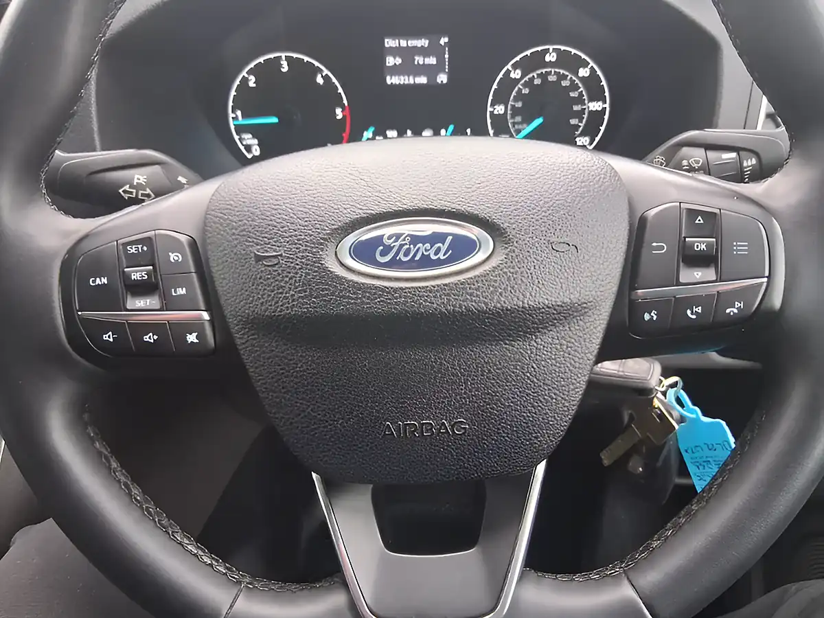 Used 2022 Ford Transit Custom Limited White - Interior and Exterior details 14