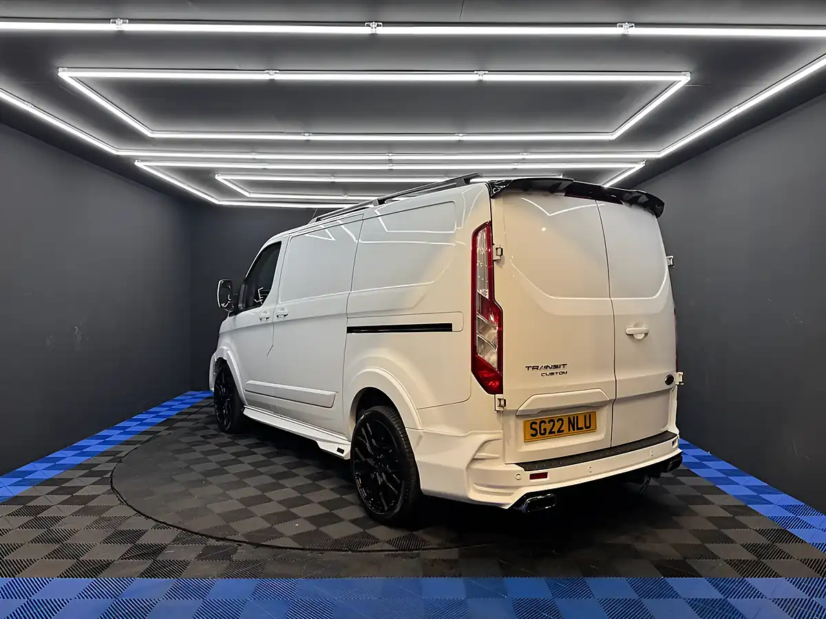 Used 2022 Ford Transit Custom Limited White - Interior and Exterior details 15
