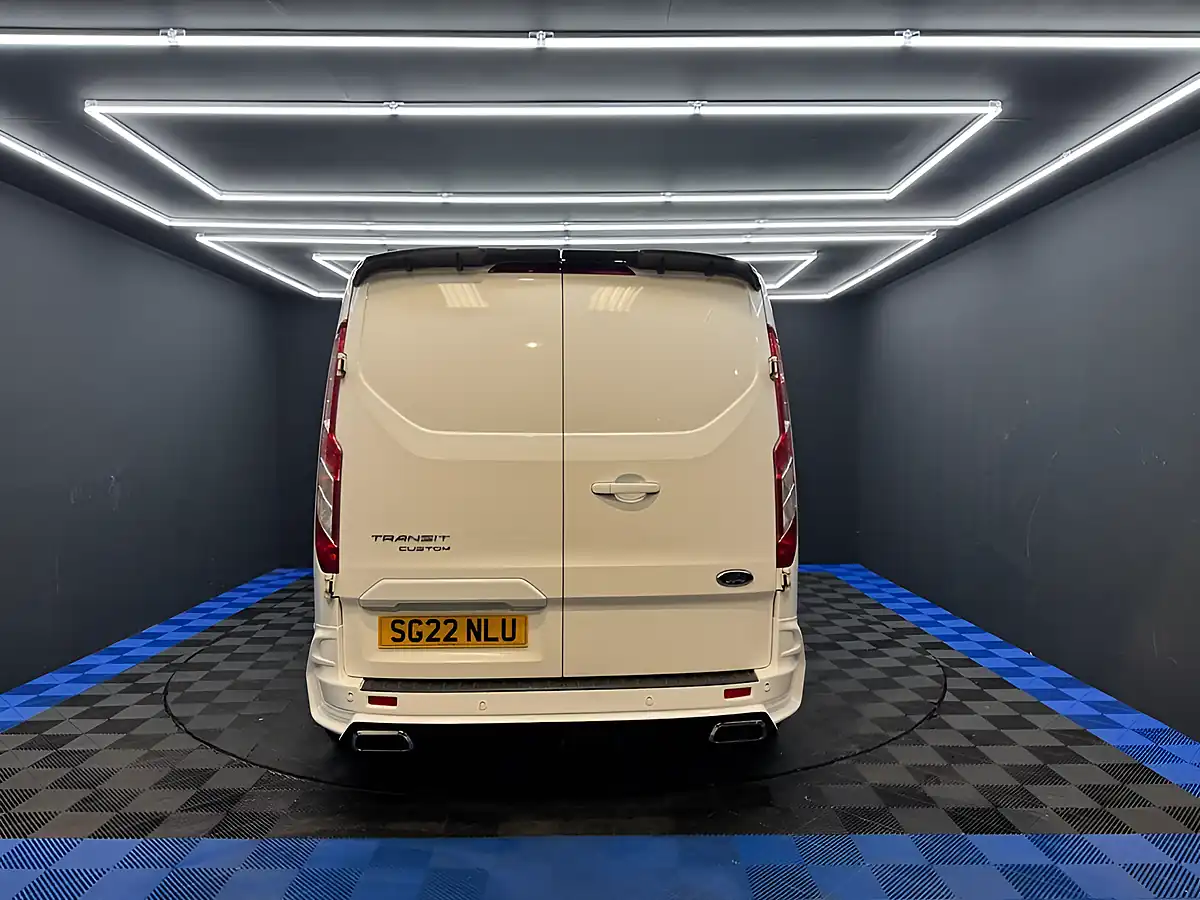 Used 2022 Ford Transit Custom Limited White - Interior and Exterior details 18