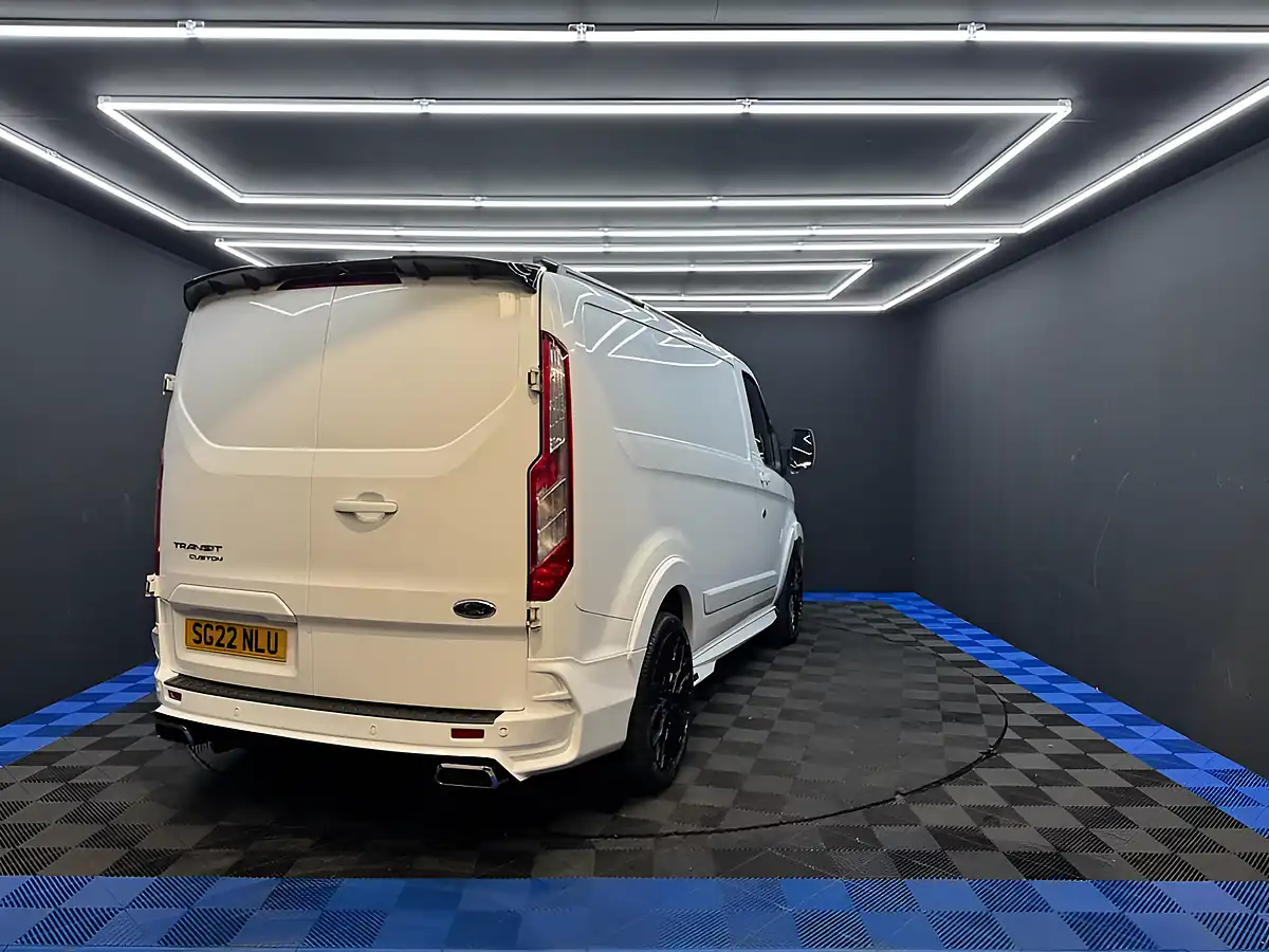 Used 2022 Ford Transit Custom Limited White - Interior and Exterior details 20