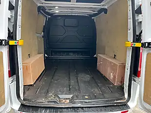 Used 2022 Ford Transit Custom Limited White - Interior and Exterior details 10
