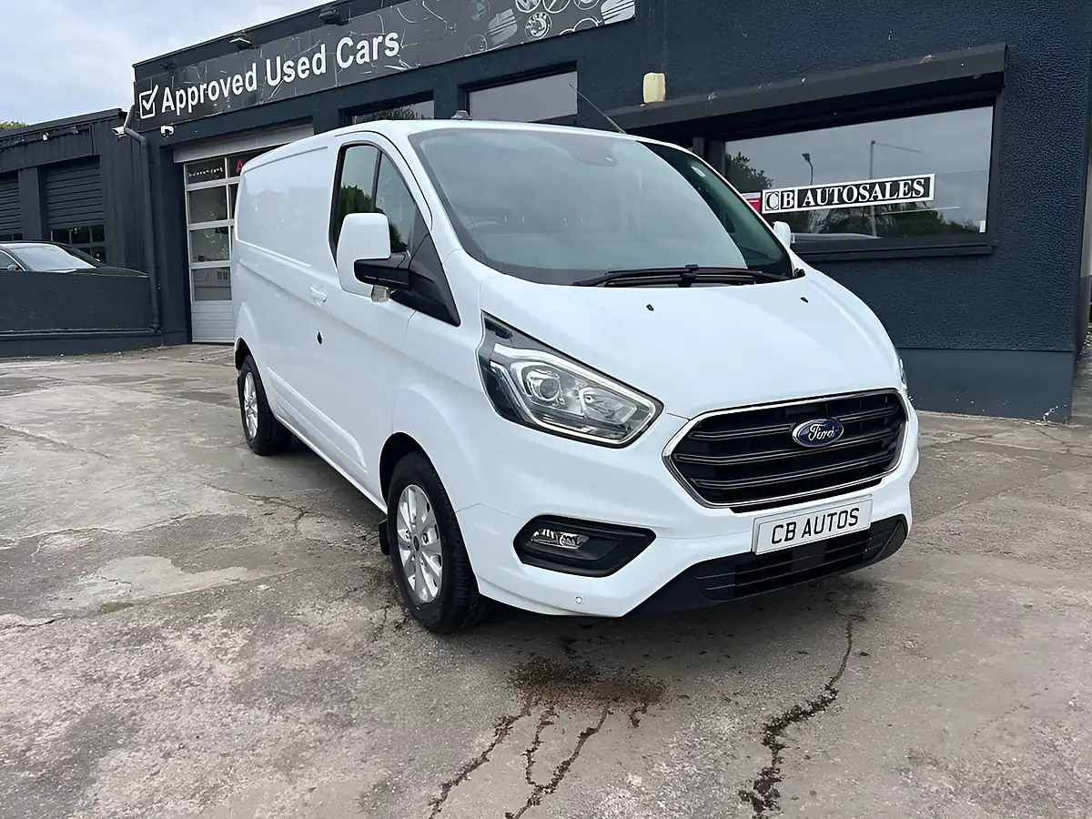 Used 2022 Ford Transit Custom Limited White - Interior and Exterior details 9