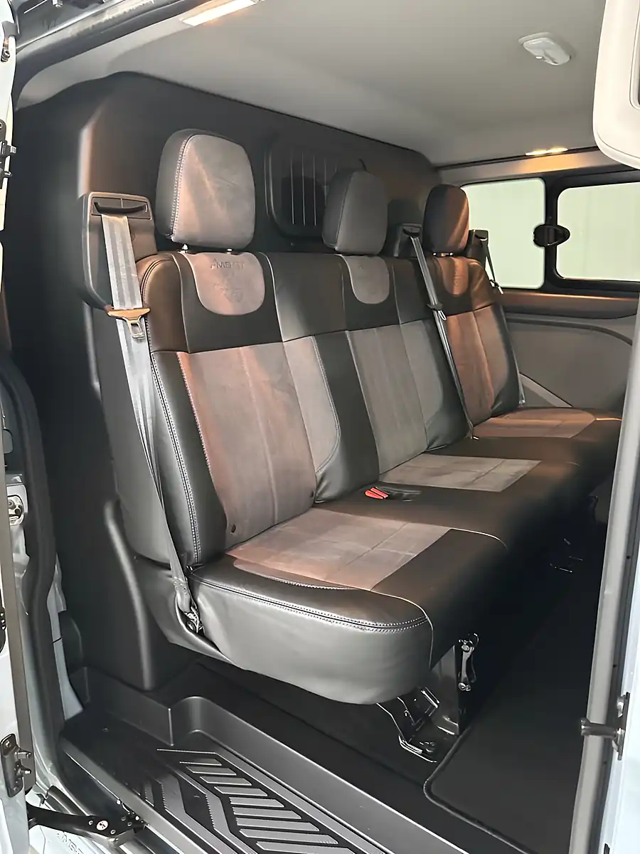 Used 2022 Ford Transit Custom Ms-Rt Crew Van Double Cab Grey - Interior and Exterior details 15
