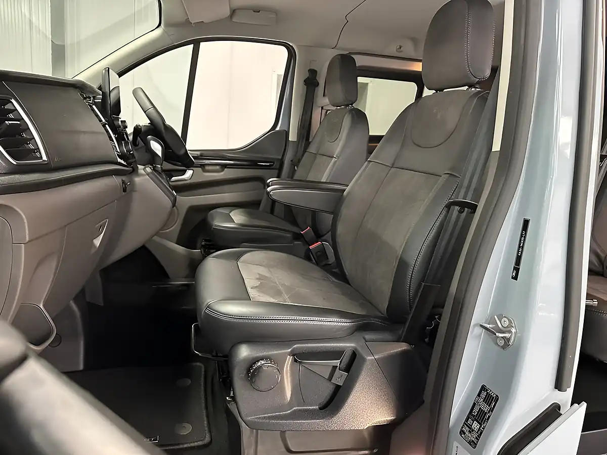 Used 2022 Ford Transit Custom Ms-Rt Crew Van Double Cab Grey - Interior and Exterior details 18