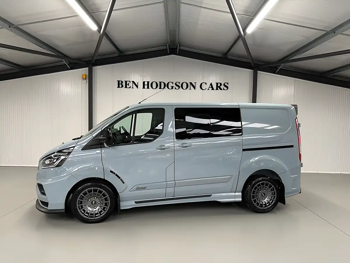 Used 2022 Ford Transit Custom Ms-Rt Crew Van Double Cab Grey - Interior and Exterior details 3