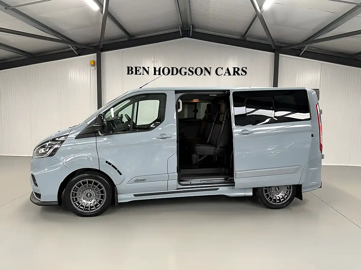 Used 2022 Ford Transit Custom Ms-Rt Crew Van Double Cab Grey - Interior and Exterior details 5