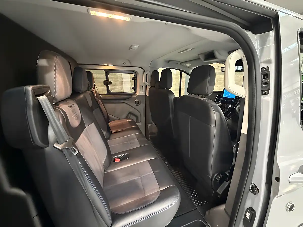 Used 2022 Ford Transit Custom Ms-Rt Crew Van Double Cab Grey - Interior and Exterior details 13