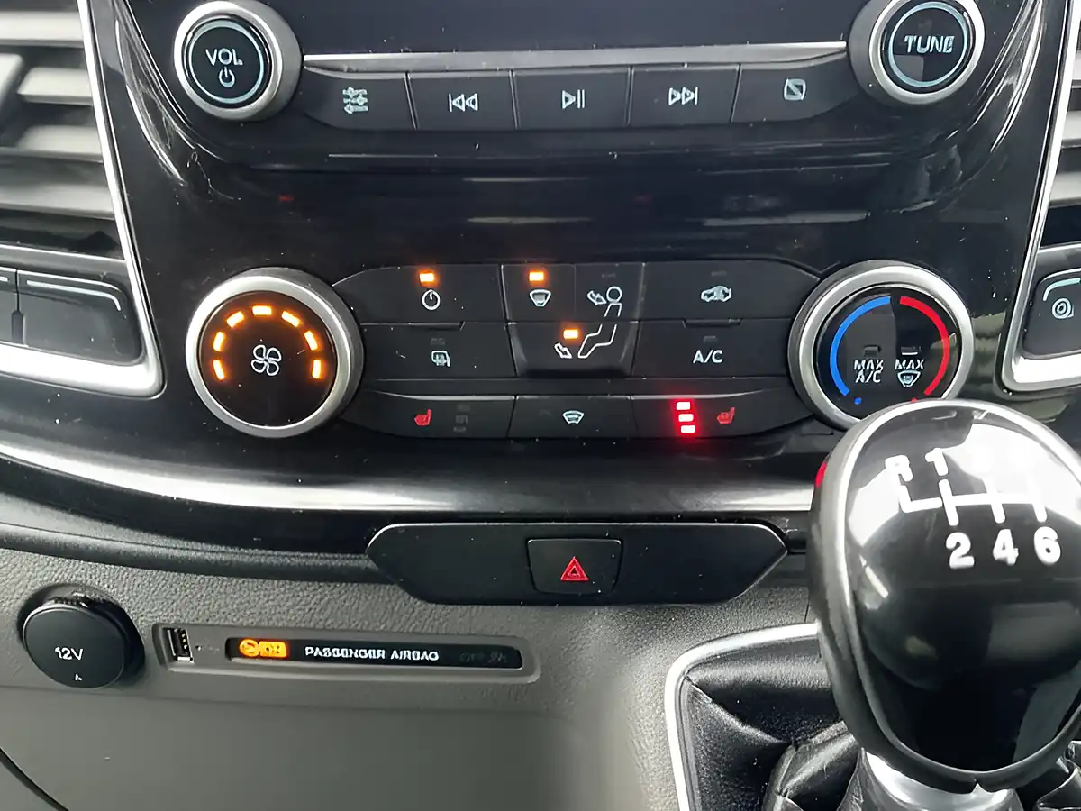 Used 2022 Ford Transit Custom Sport Black - Interior and Exterior details 18