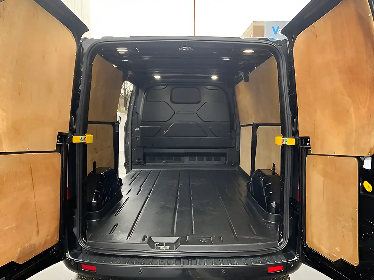 Used 2022 Ford Transit Custom Sport Black - Interior and Exterior details 8