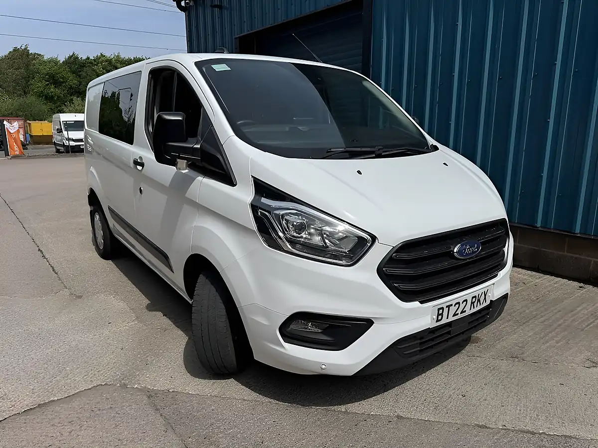 Used 2022 Ford Transit Custom Trend Crew Van Double Cab White - Interior and Exterior details 2