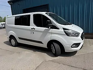 Used 2022 Ford Transit Custom Trend Crew Van Double Cab White - Interior and Exterior details 3