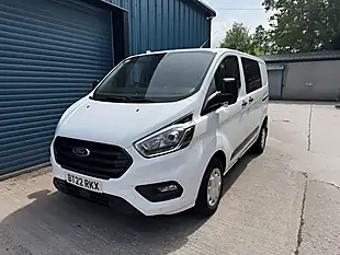 Used 2022 Ford Transit Custom Trend Crew Van Double Cab White - Interior and Exterior details 4