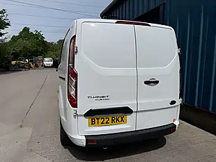 Used 2022 Ford Transit Custom Trend Crew Van Double Cab White - Interior and Exterior details 5