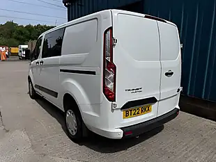 Used 2022 Ford Transit Custom Trend Crew Van Double Cab White - Interior and Exterior details 7