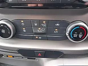 Used 2022 Ford Transit Custom Trend Green - Interior and Exterior details 14