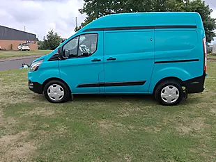 Used 2022 Ford Transit Custom Trend Green - Interior and Exterior details 2