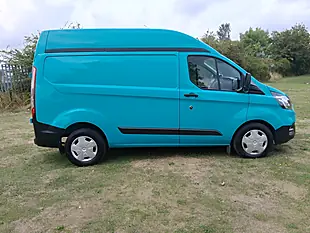 Used 2022 Ford Transit Custom Trend Green - Interior and Exterior details 6