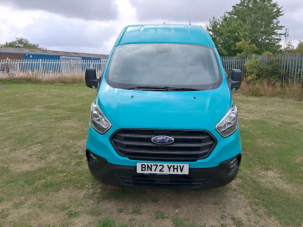 Used 2022 Ford Transit Custom Trend Green - Interior and Exterior details 8