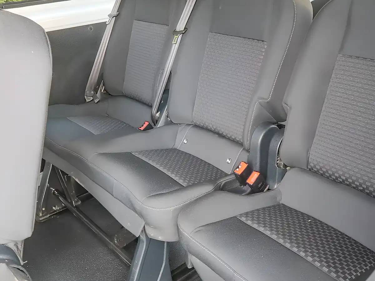 Used 2022 Ford Transit Custom Trend Kombi Frozen White - Interior and Exterior details 16