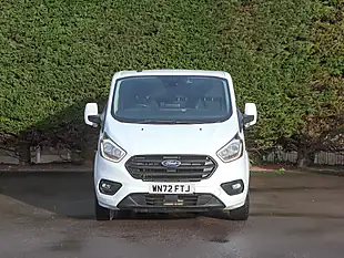 Used 2022 Ford Transit Custom Trend Kombi Frozen White - Interior and Exterior details 3