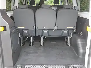 Used 2022 Ford Transit Custom Trend Kombi Frozen White - Interior and Exterior details 10