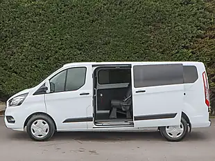 Used 2022 Ford Transit Custom Trend Kombi Frozen White - Interior and Exterior details 13