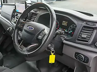 Used 2022 Ford Transit Custom Trend Kombi Frozen White - Interior and Exterior details 19