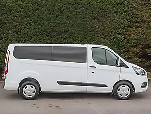 Used 2022 Ford Transit Custom Trend Kombi Frozen White - Interior and Exterior details 5