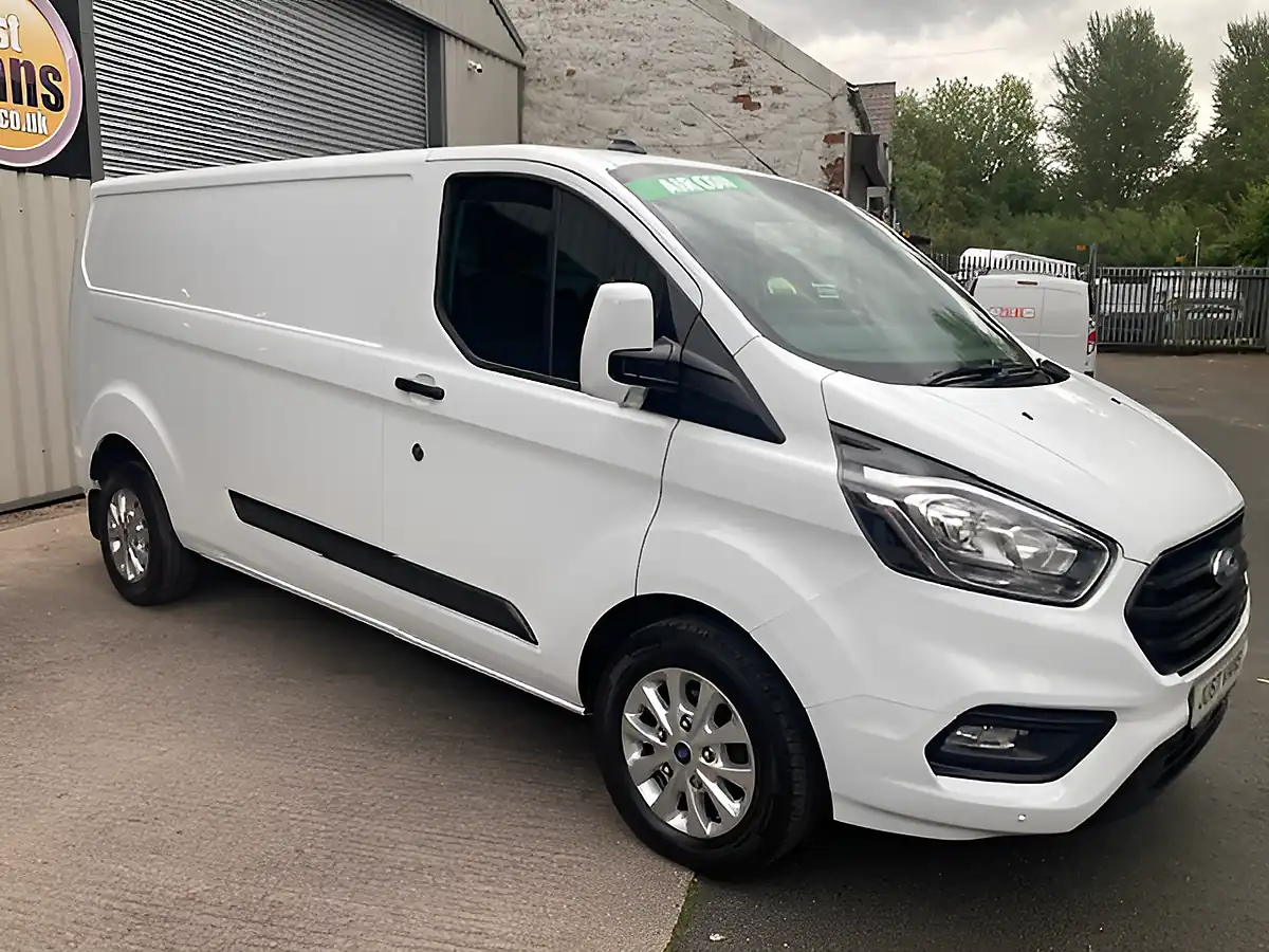 Used 2022 Ford Transit Custom Trend Long Wheel Base White - Front View