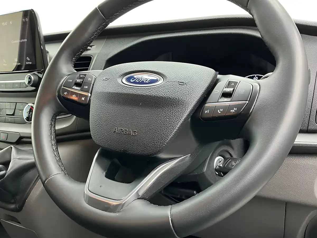 Used 2022 Ford Transit Custom Trend Moondust Silver - Interior and Exterior details 11