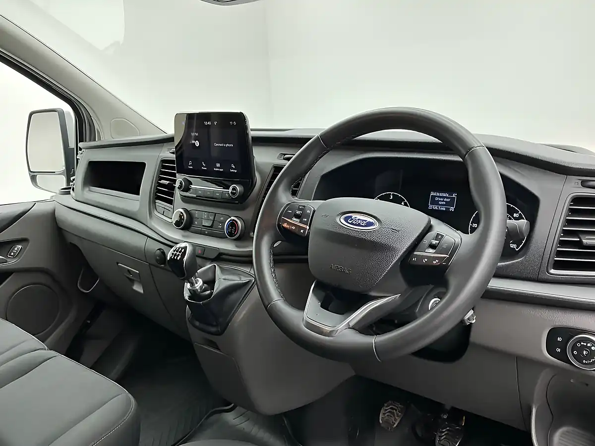 Used 2022 Ford Transit Custom Trend Moondust Silver - Interior and Exterior details 13