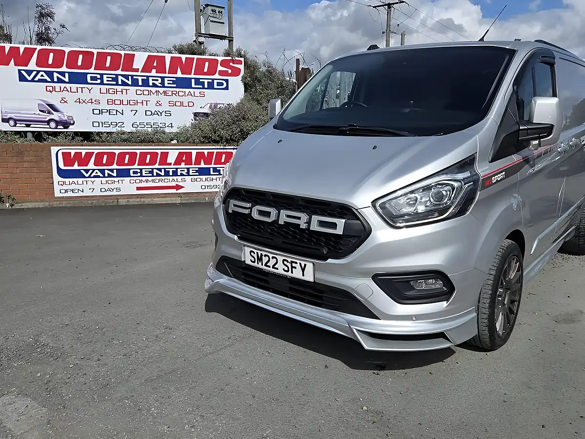 Used 2022 Ford Transit Custom Trend Silver - Interior and Exterior details 3