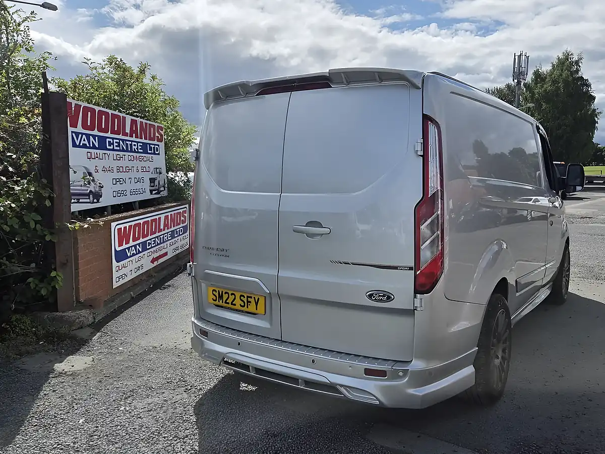 Used 2022 Ford Transit Custom Trend Silver - Interior and Exterior details 7