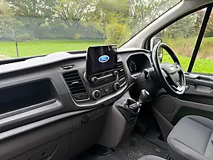 Used 2022 Ford Transit Custom Trend Silver - Interior and Exterior details 14