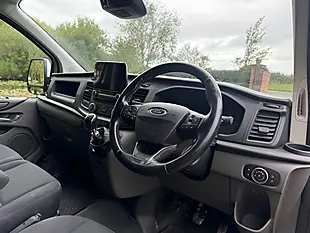 Used 2022 Ford Transit Custom Trend Silver - Interior and Exterior details 9