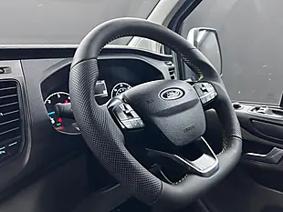 Used 2022 Ford Transit Custom Trend Silver - Interior and Exterior details 17