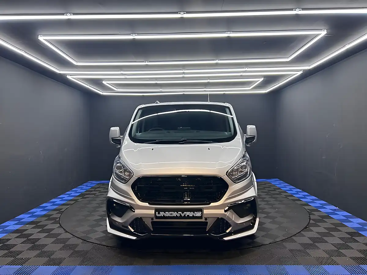 Used 2022 Ford Transit Custom Trend Silver - Interior and Exterior details 3