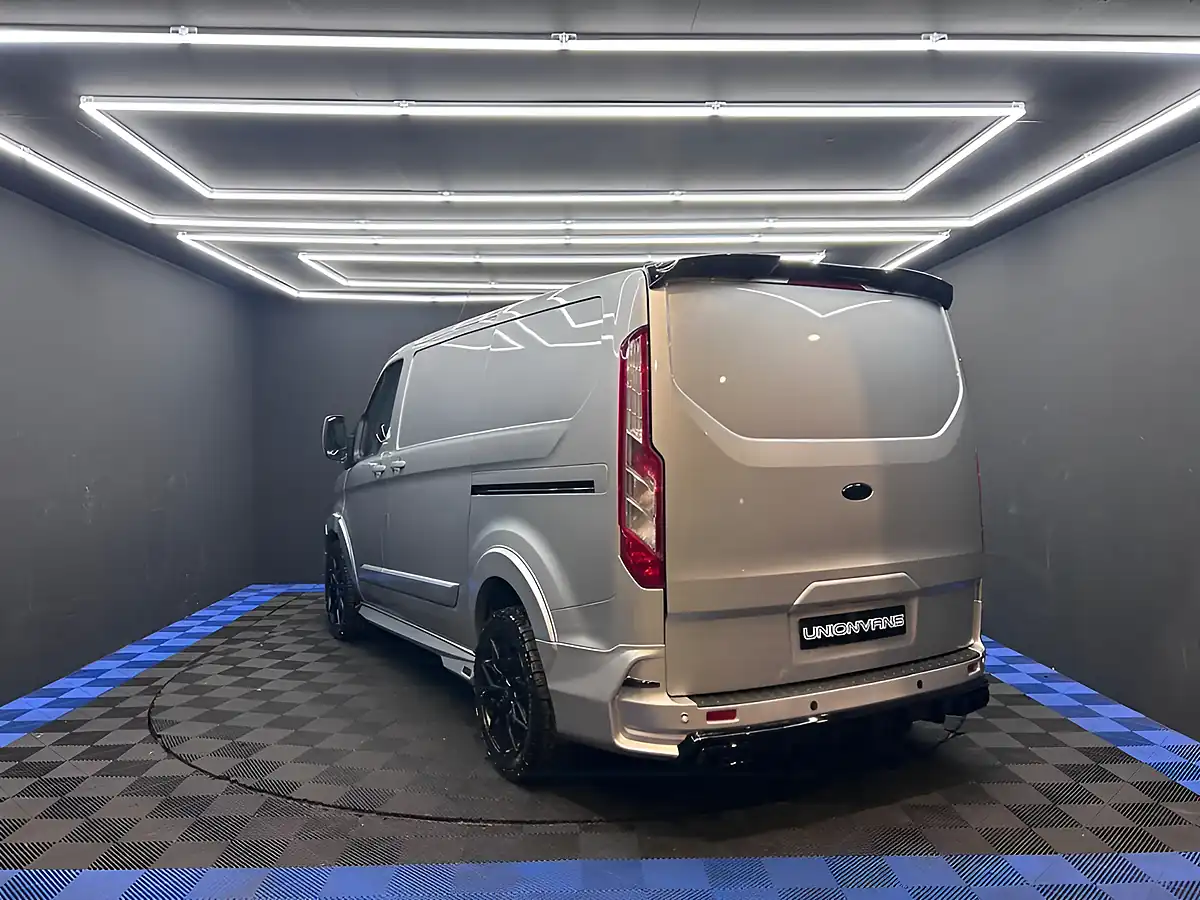 Used 2022 Ford Transit Custom Trend Silver - Interior and Exterior details 9
