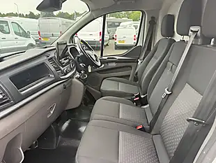 Used 2022 Ford Transit Custom Trend White - Interior and Exterior details 11