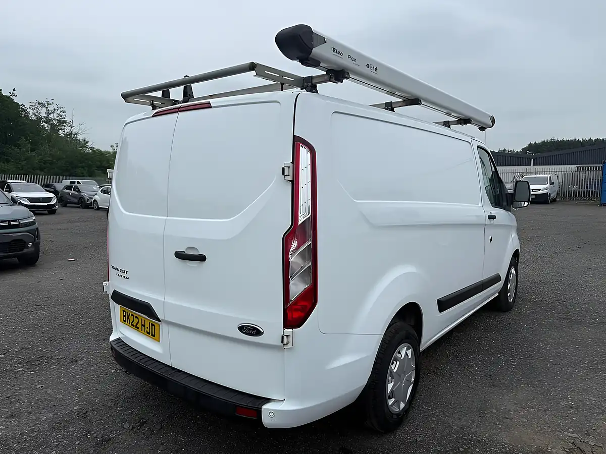 Used 2022 Ford Transit Custom Trend White - Interior and Exterior details 7