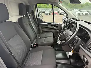 Used 2022 Ford Transit Custom Trend White - Interior and Exterior details 9