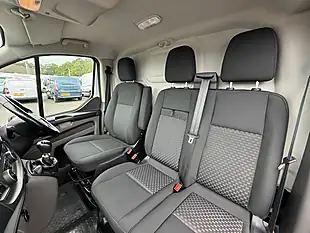 Used 2022 Ford Transit Custom Trend White - Interior and Exterior details 12