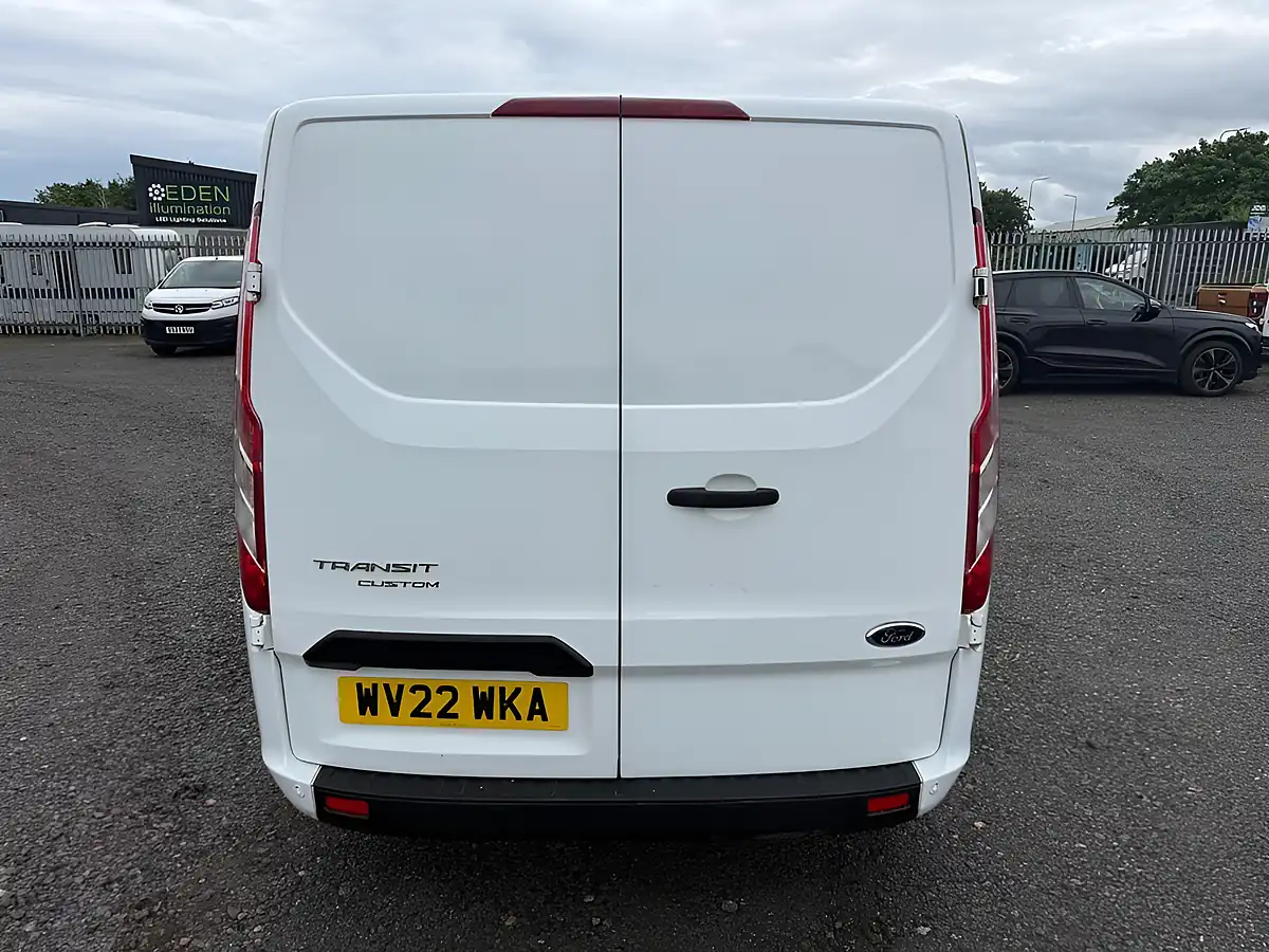 Used 2022 Ford Transit Custom Trend White - Interior and Exterior details 6