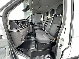 Used 2022 Ford Transit Custom Trend White - Interior and Exterior details 10
