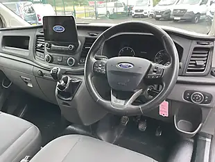 Used 2022 Ford Transit Custom Trend White - Interior and Exterior details 7