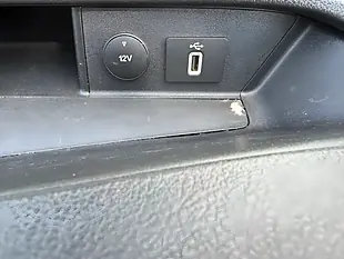 Used 2022 Ford Transit Custom Trend White - Interior and Exterior details 19