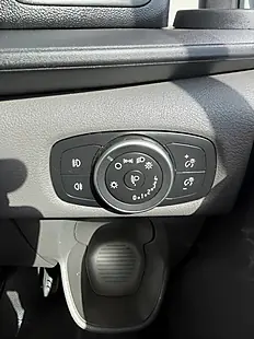 Used 2022 Ford Transit Custom Trend White - Interior and Exterior details 20