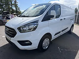 Used 2022 Ford Transit Custom Trend White - Interior and Exterior details 6