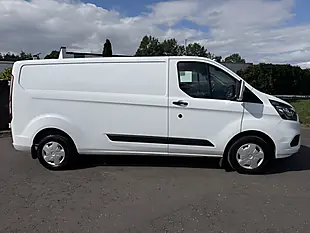 Used 2022 Ford Transit Custom Trend White - Interior and Exterior details 8