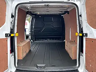 Used 2022 Ford Transit Custom Trend White - Interior and Exterior details 14